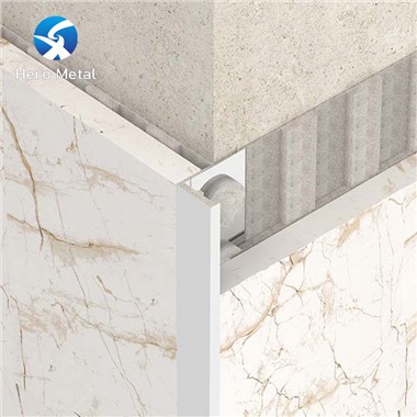 瓷砖边缘和角落